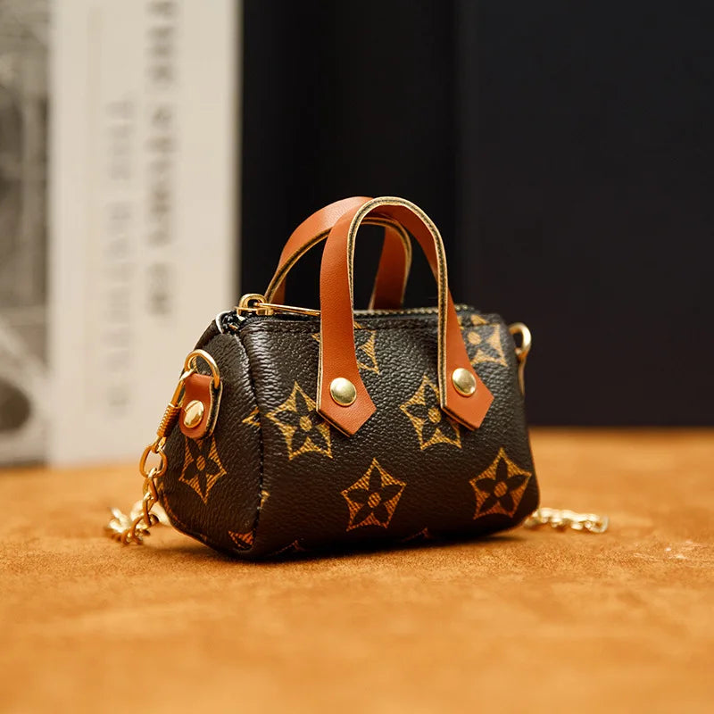 Mini Printed Shoulder Pillow Bag – Earphone Case, Coin Purse, and Small Item Storage